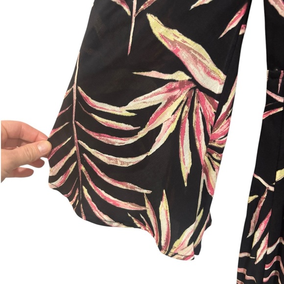 Amuse Society Isle of Love Maxi Wrap Dress Floral Black Small Resortwear Beach - Picture 8 of 9